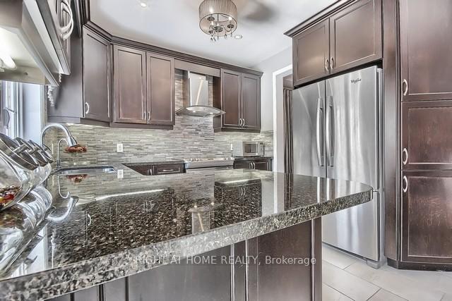 Photo 14 of 154 Peter Rupert Avenue, Vaughan, Patterson — HOMEH