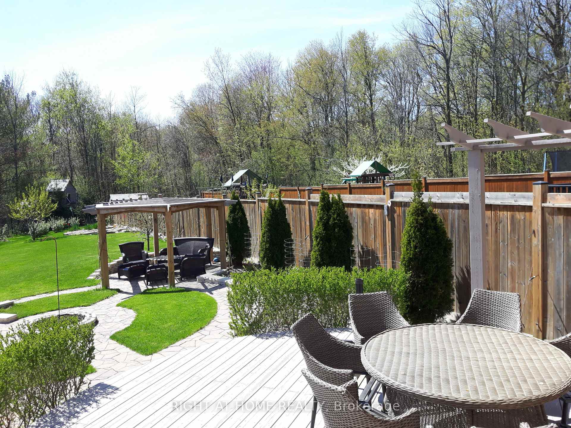 Photo 39 of 154 Peter Rupert Avenue, Vaughan, Patterson — HOMEH