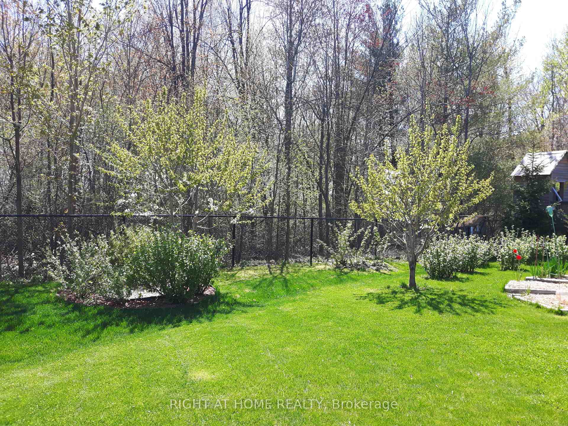 Photo 41 of 154 Peter Rupert Avenue, Vaughan, Patterson — HOMEH