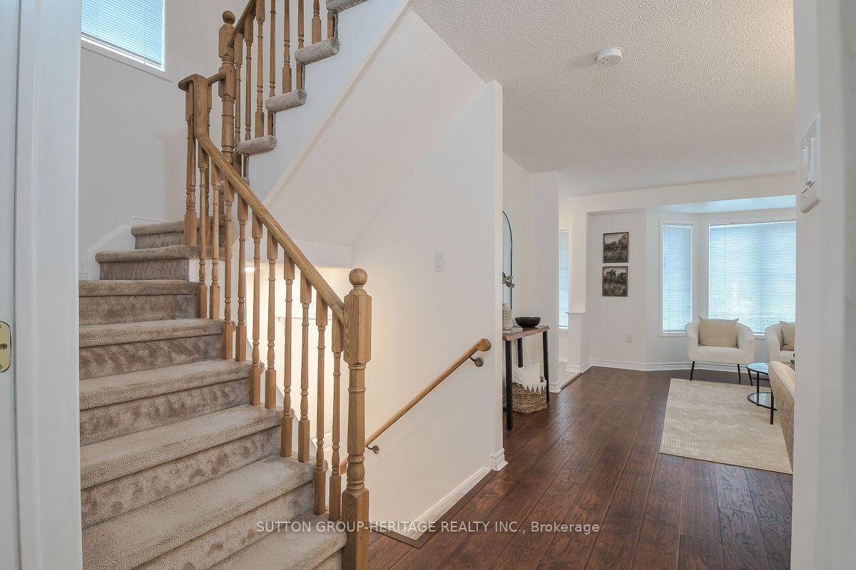 Photo 11 of 918 Audley Road S, Ajax, South East — HOMEH