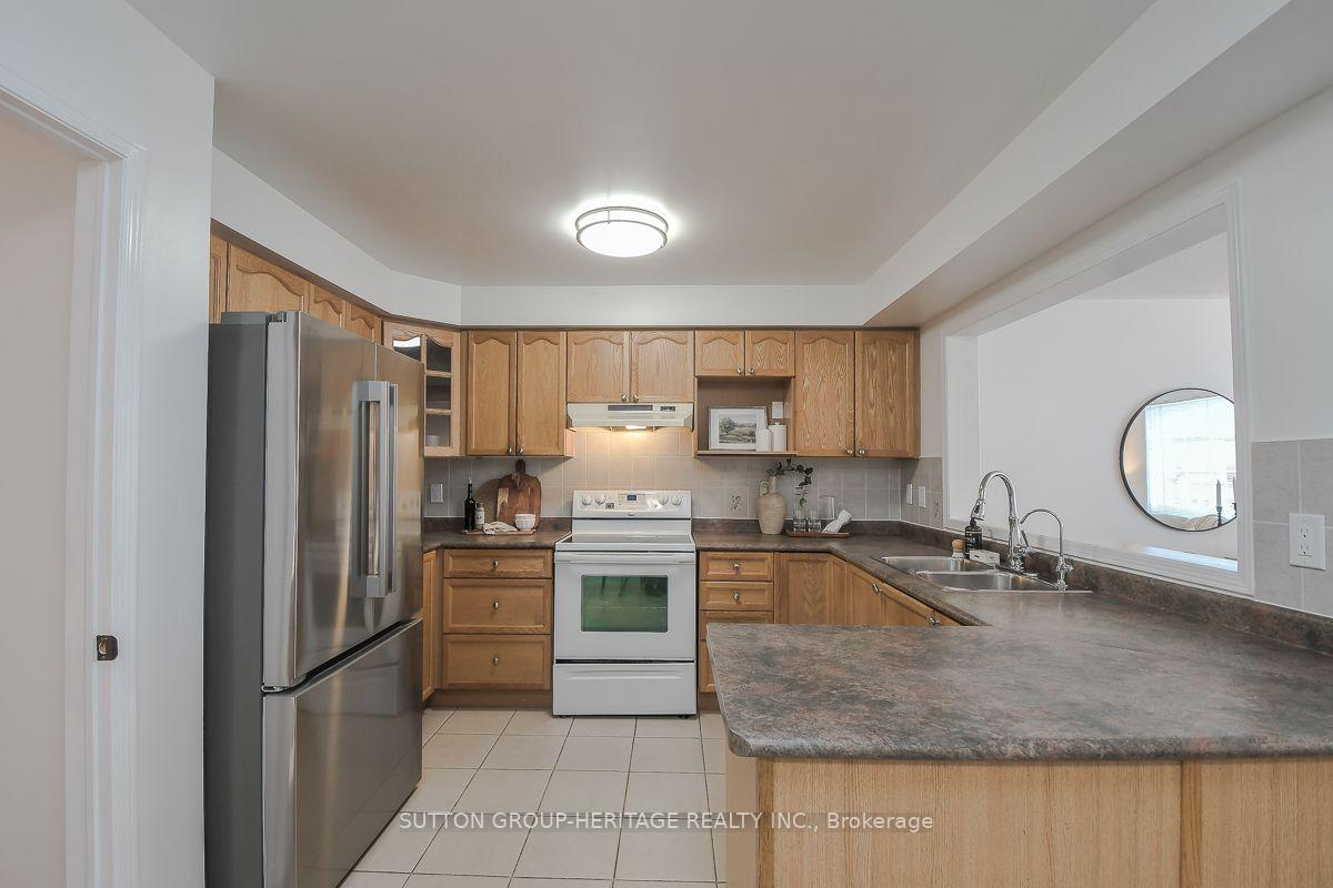 Photo 14 of 918 Audley Road S, Ajax, South East — HOMEH