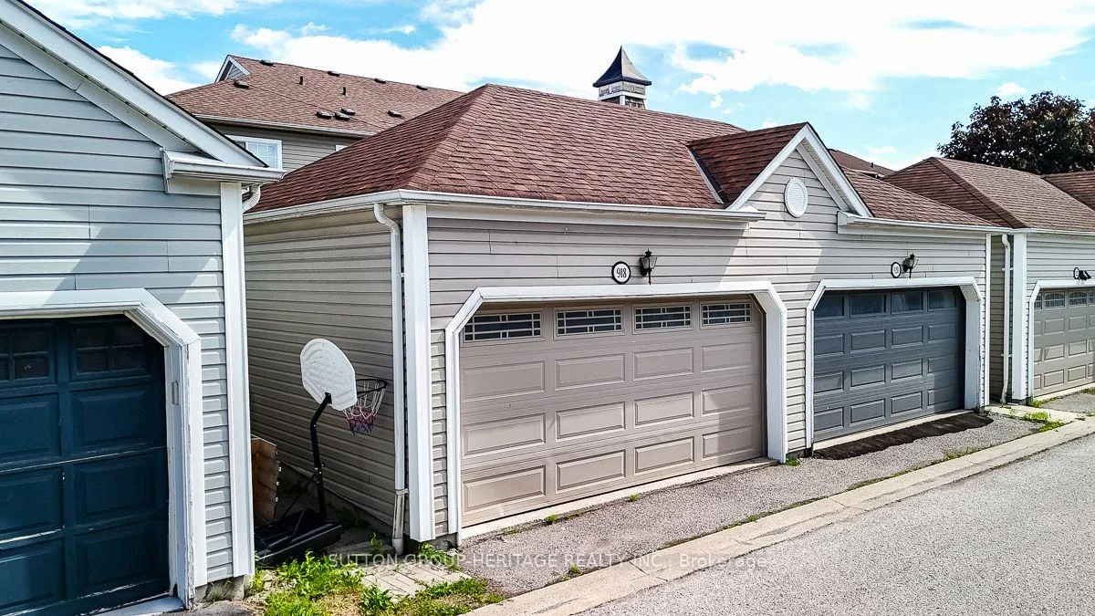 Photo 33 of 918 Audley Road S, Ajax, South East — HOMEH