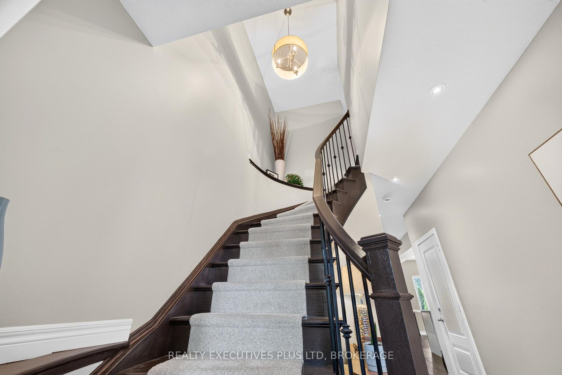 Photo 6 of Unit 9, 43 Kerman Avenue, Grimsby, Grimsby West — HOMEH
