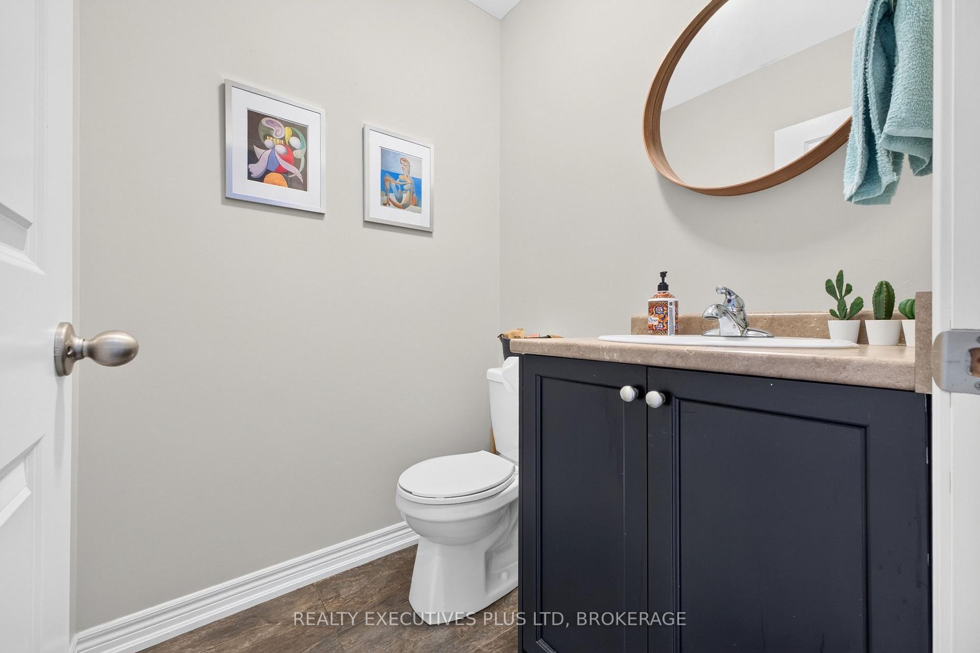 Photo 8 of Unit 9, 43 Kerman Avenue, Grimsby, Grimsby West — HOMEH