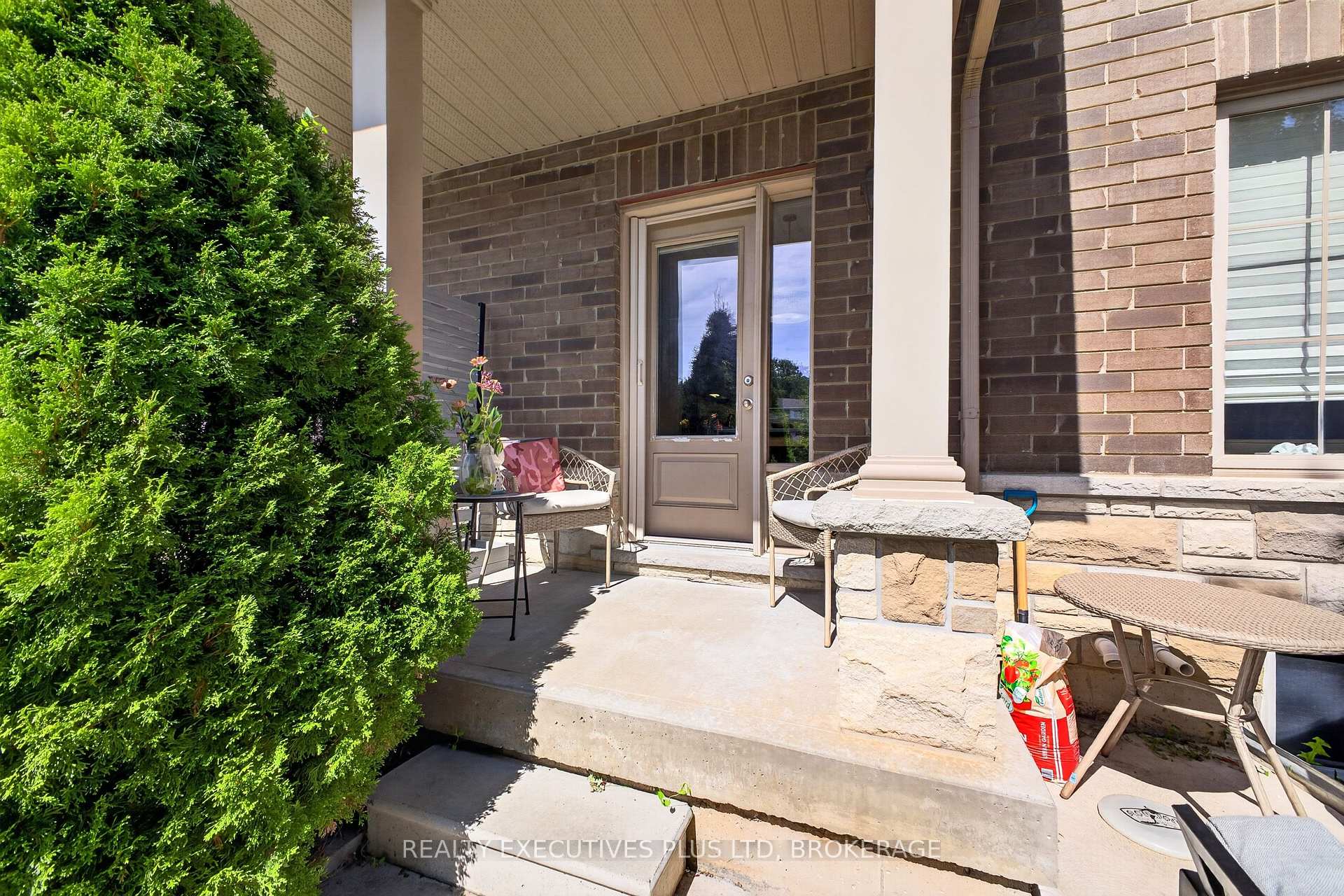 Photo 25 of Unit 9, 43 Kerman Avenue, Grimsby, Grimsby West — HOMEH