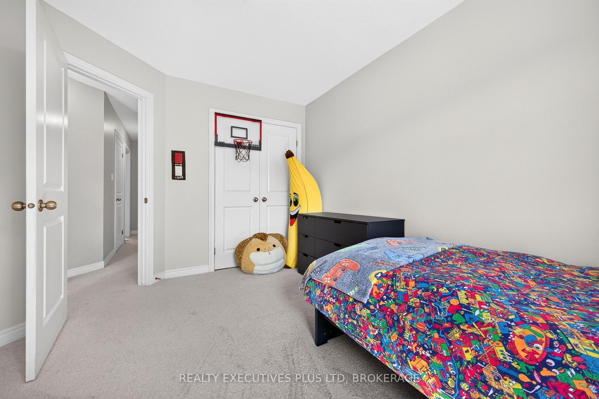 Photo 37 of Unit 9, 43 Kerman Avenue, Grimsby, Grimsby West — HOMEH