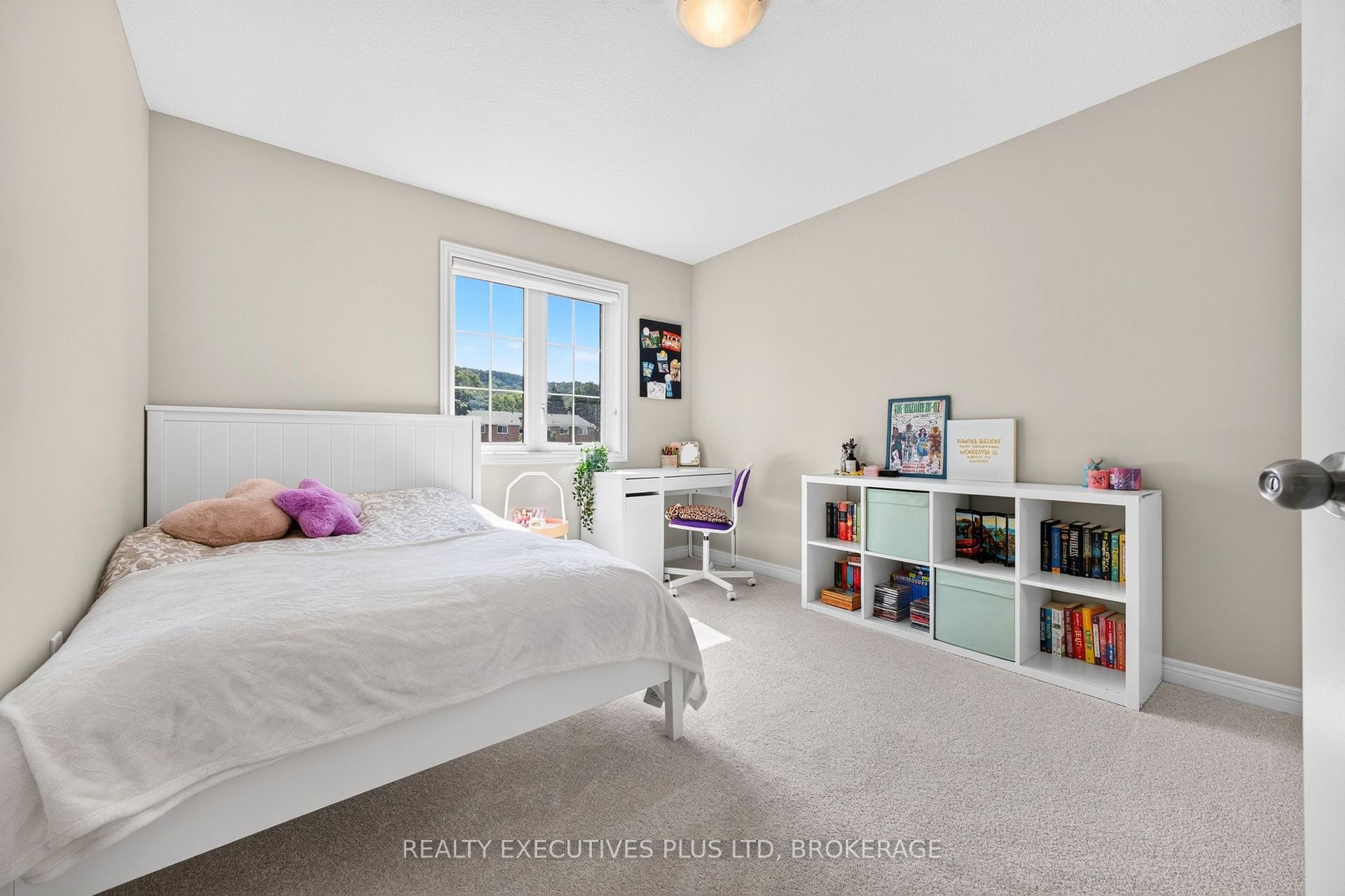 Photo 38 of Unit 9, 43 Kerman Avenue, Grimsby, Grimsby West — HOMEH