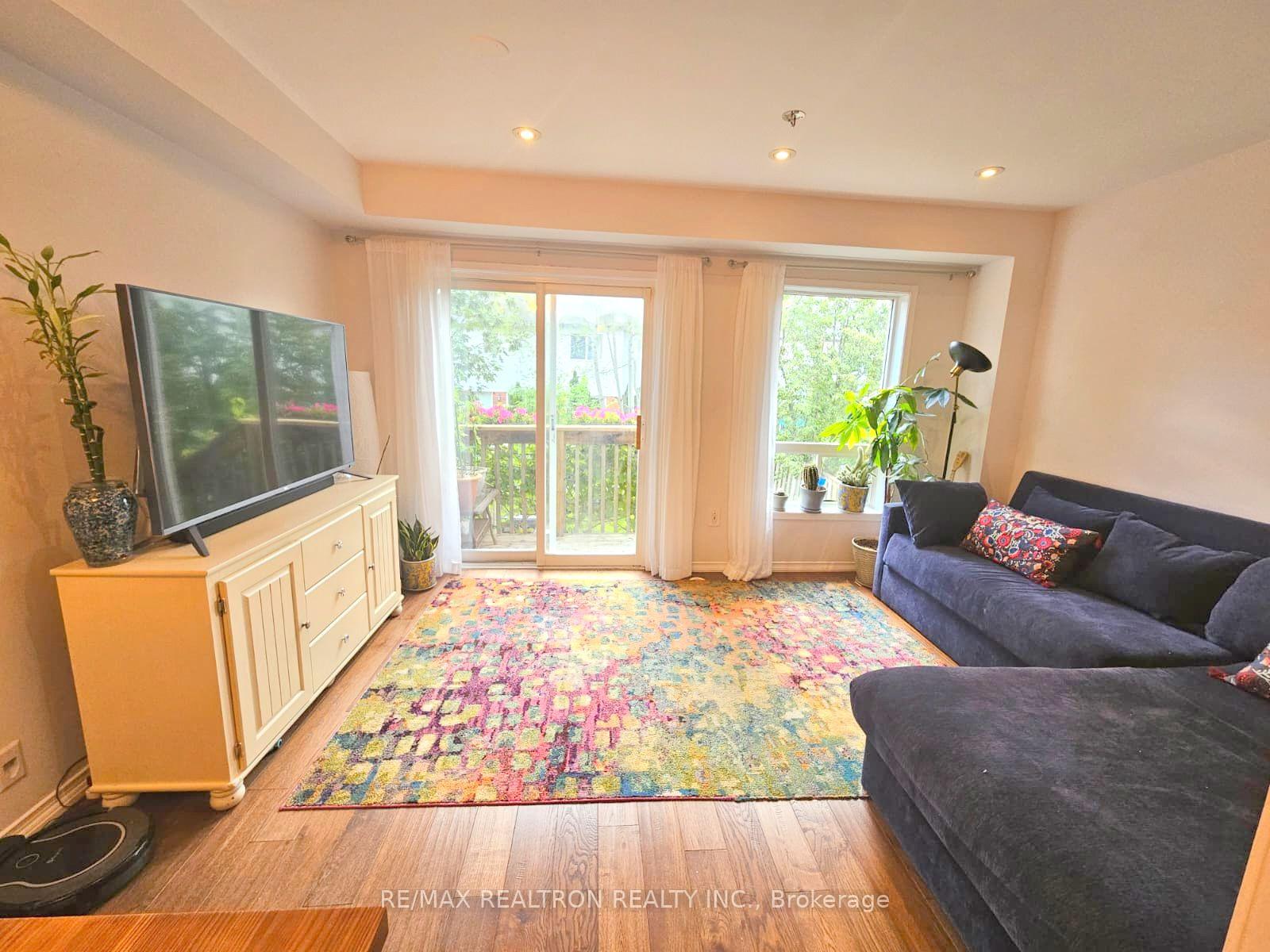 Photo 5 of Unit Main&2nd, 35 Lodgeway Drive, Vaughan, Rural Vaughan — HOMEH