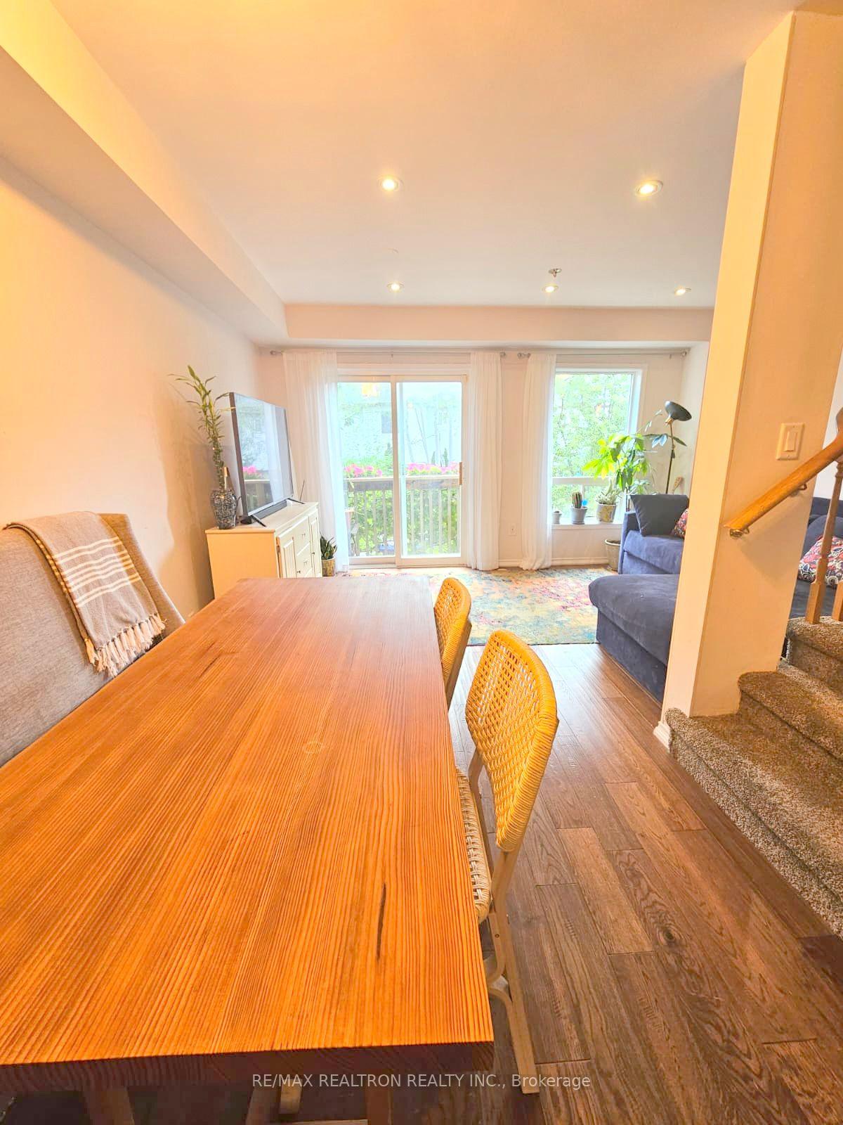 Photo 7 of Unit Main&2nd, 35 Lodgeway Drive, Vaughan, Rural Vaughan — HOMEH