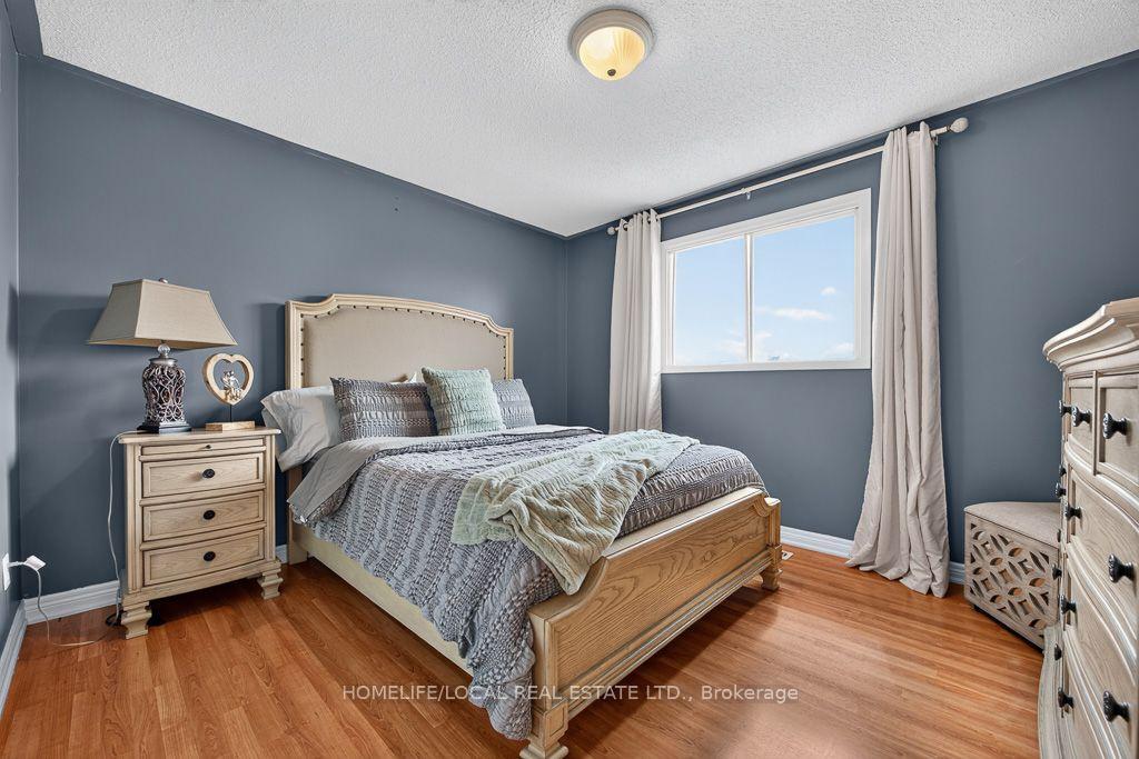 Photo 23 of 4 Martindale Crescent, Brampton, Brampton West — HOMEH