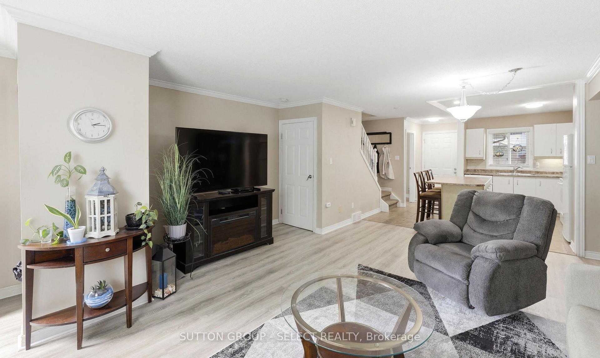 Photo 6 of Unit 1, 151 Bonaventure Drive, London, East I — HOMEH