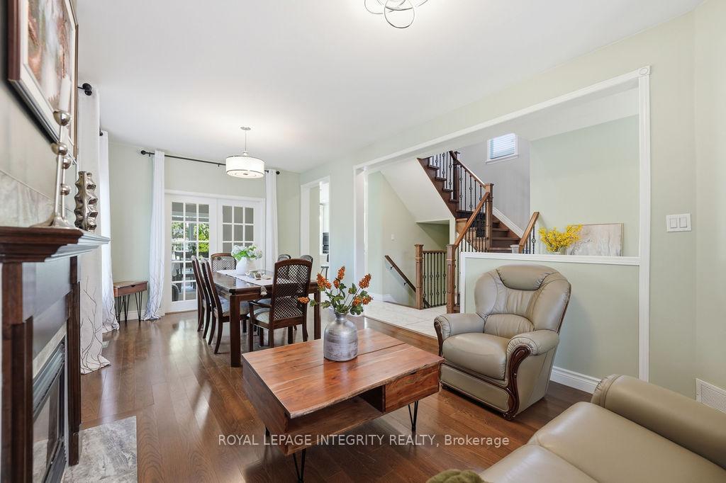 Photo 6 of 1067 Rocky Harbour Crescent, Ottawa, Riverside South/Gloucester Glen — HOMEH