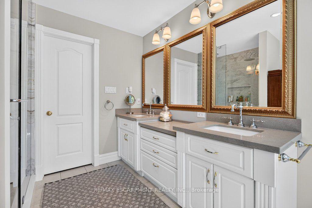 Photo 26 of 3151 Lakeshore Road, Burlington, Roseland — HOMEH