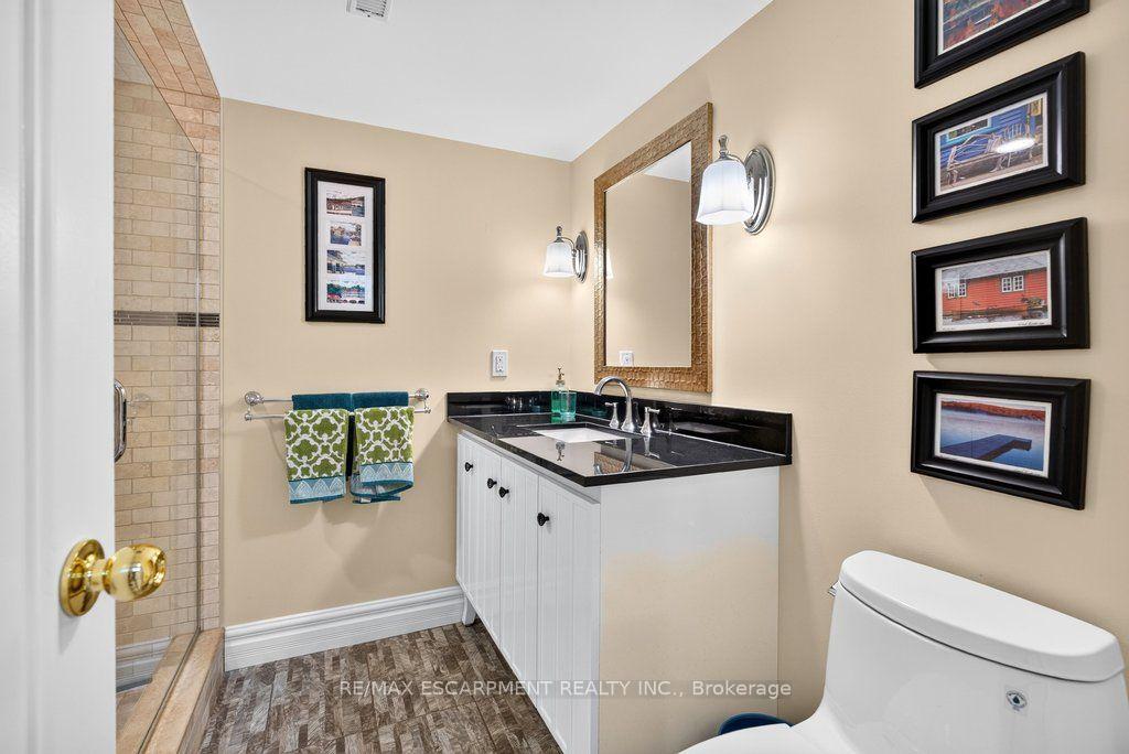 Photo 34 of 3151 Lakeshore Road, Burlington, Roseland — HOMEH