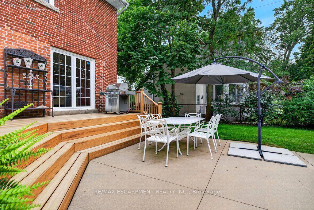Photo 40 of 3151 Lakeshore Road, Burlington, Roseland — HOMEH