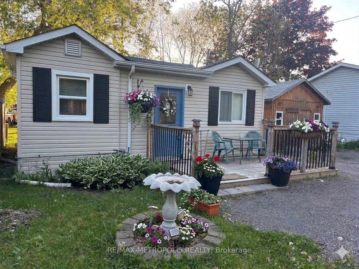 Photo of 28 & 30 Thompson Drive