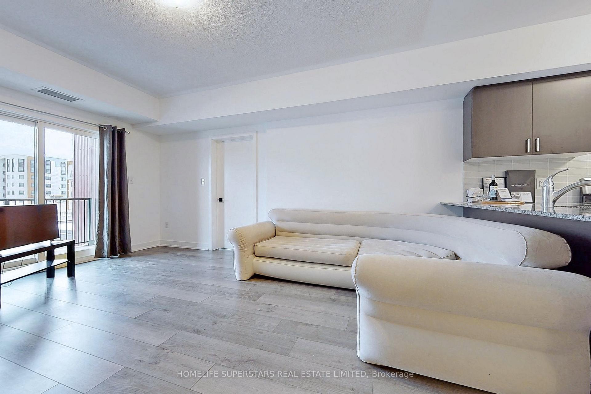 Photo 8 of Unit 207, 4 Spice Way, Barrie, Rural Barrie Southeast — HOMEH