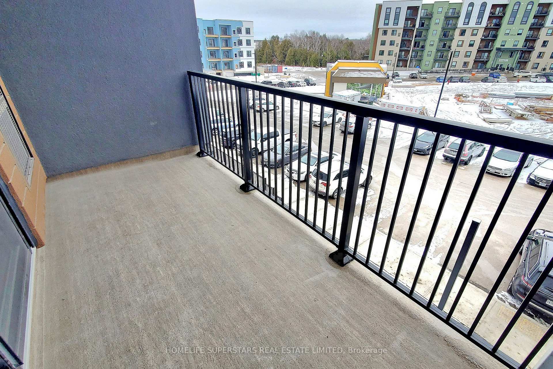 Photo 36 of Unit 207, 4 Spice Way, Barrie, Rural Barrie Southeast — HOMEH