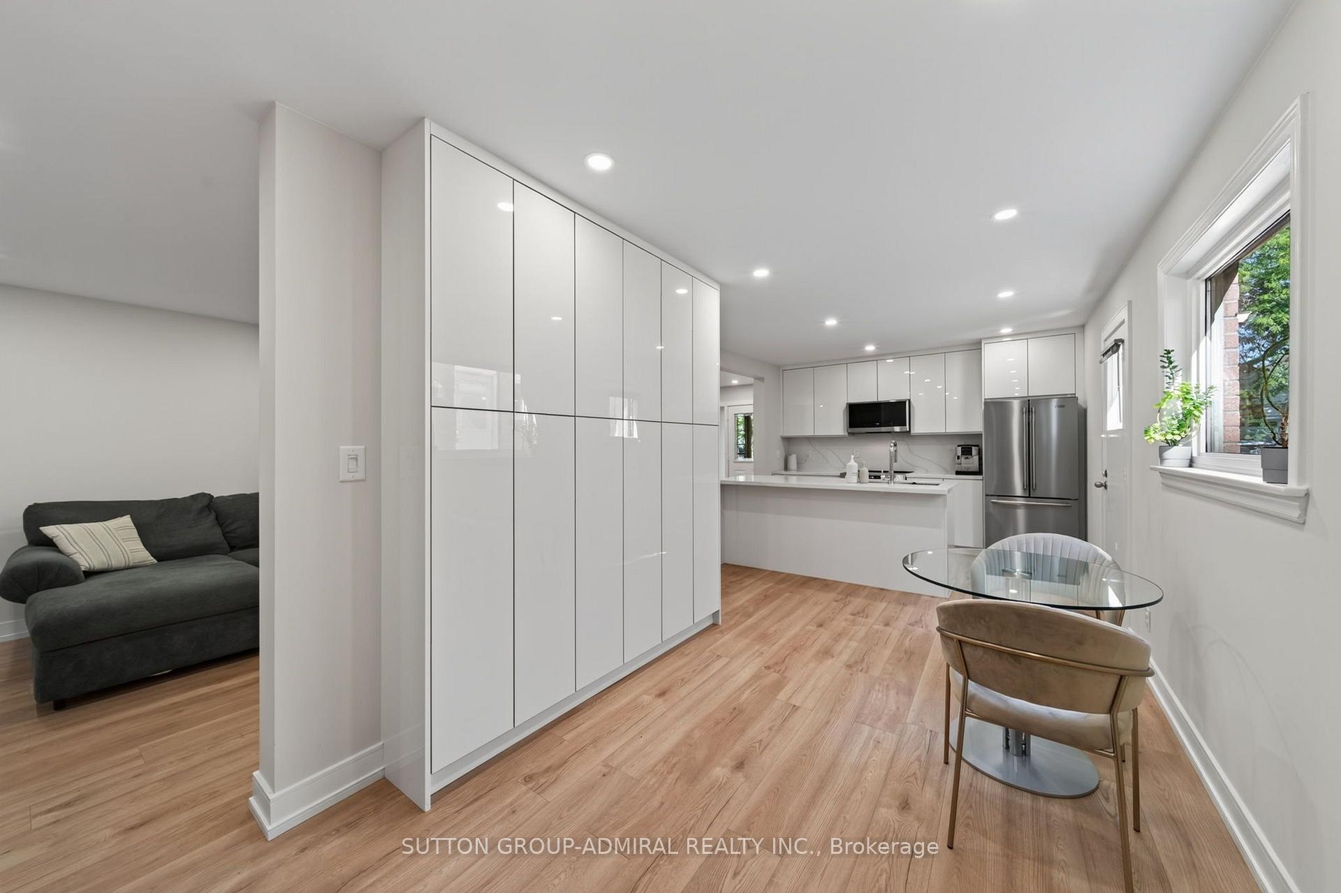 Photo 11 of 770 Pam Crescent, Newmarket, Huron Heights-Leslie Valley — HOMEH