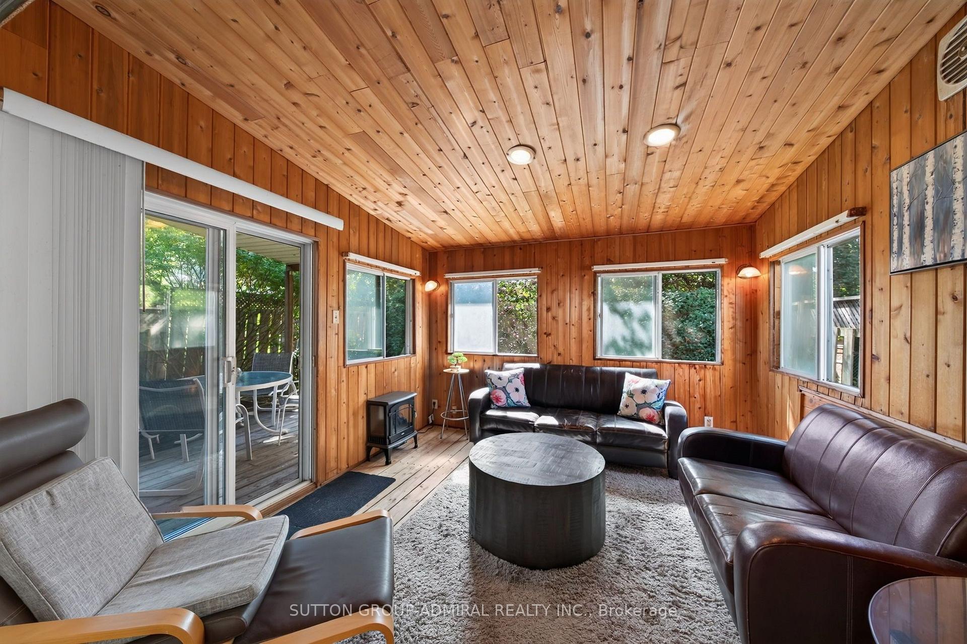 Photo 19 of 770 Pam Crescent, Newmarket, Huron Heights-Leslie Valley — HOMEH