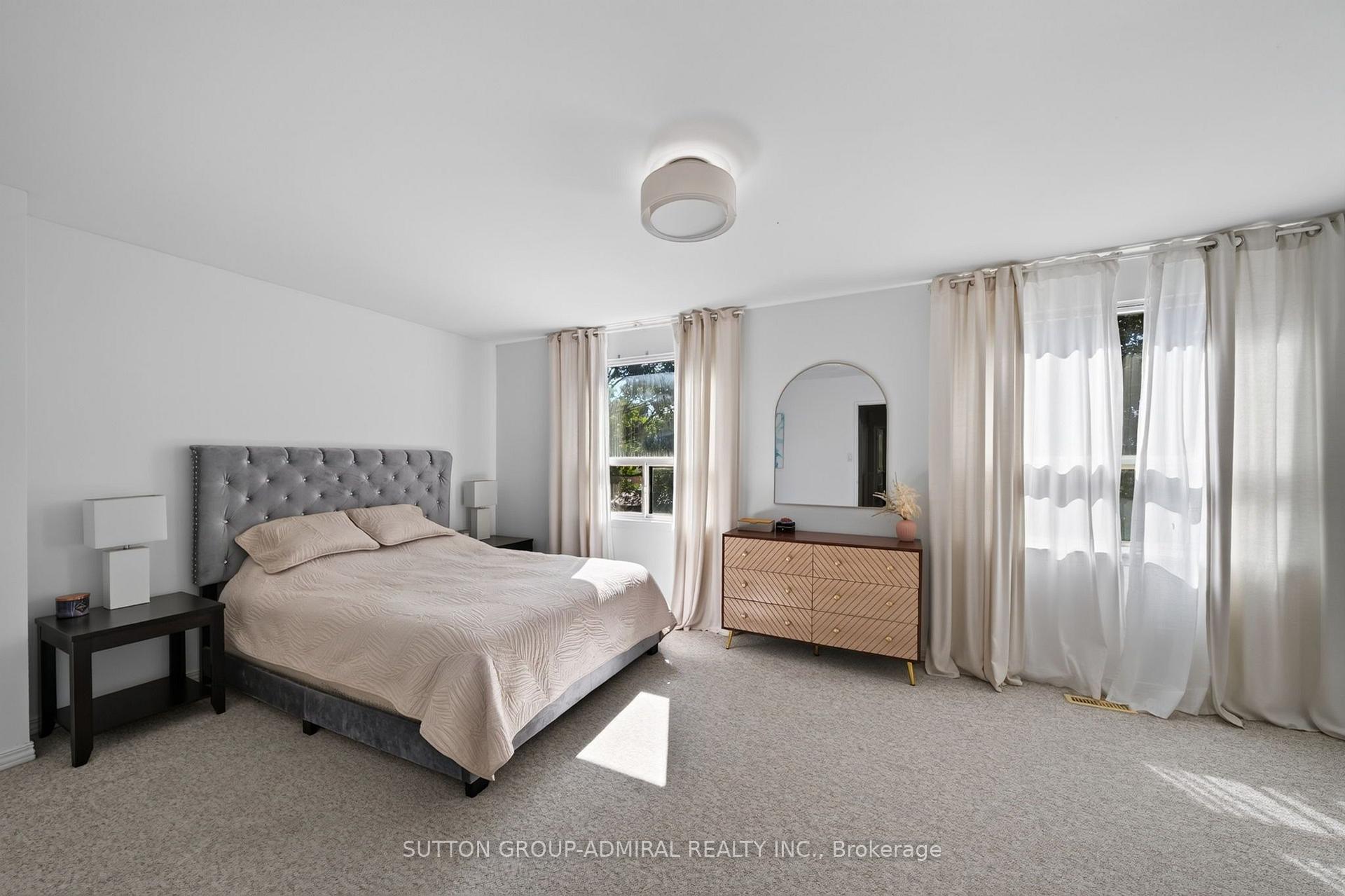 Photo 23 of 770 Pam Crescent, Newmarket, Huron Heights-Leslie Valley — HOMEH