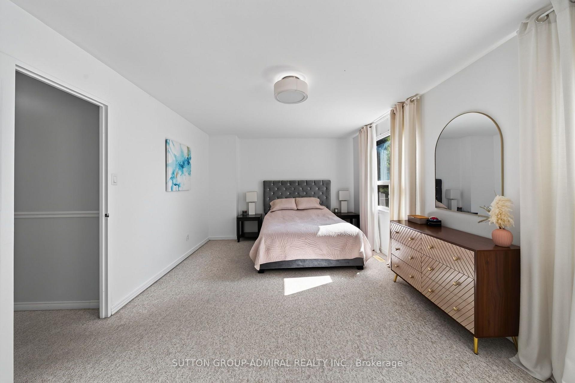 Photo 24 of 770 Pam Crescent, Newmarket, Huron Heights-Leslie Valley — HOMEH
