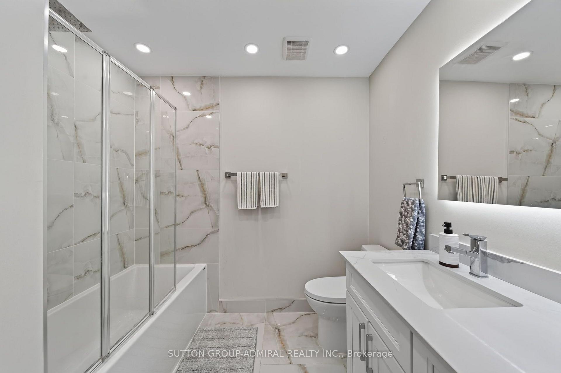 Photo 27 of 770 Pam Crescent, Newmarket, Huron Heights-Leslie Valley — HOMEH