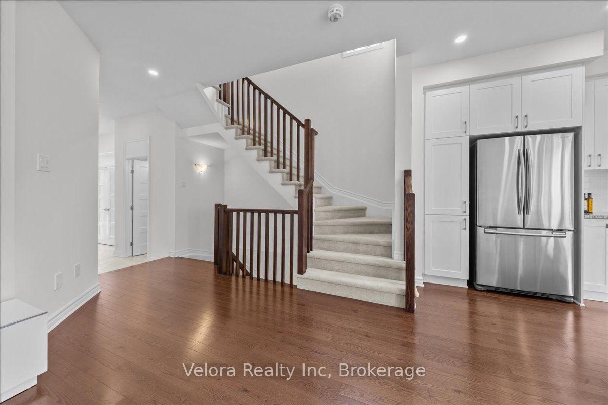 Photo 8 of 518 Vivera Place, Ottawa, Stittsville (North) — HOMEH