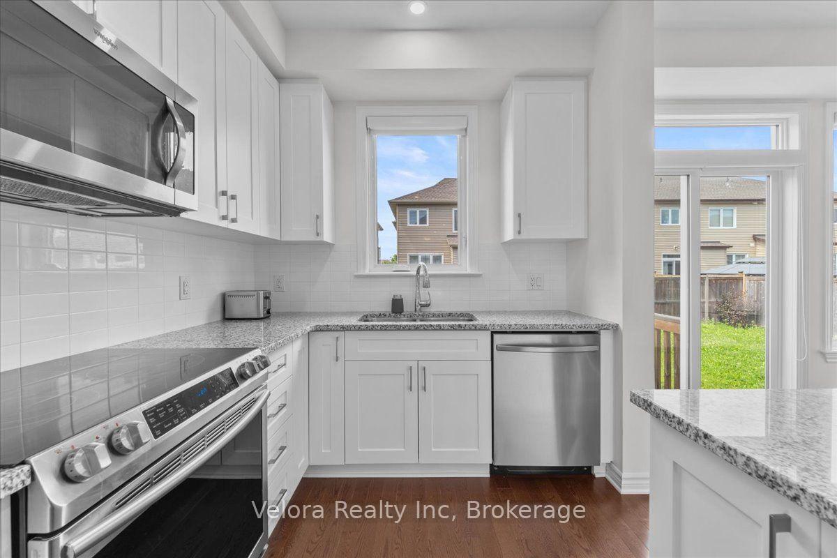 Photo 13 of 518 Vivera Place, Ottawa, Stittsville (North) — HOMEH
