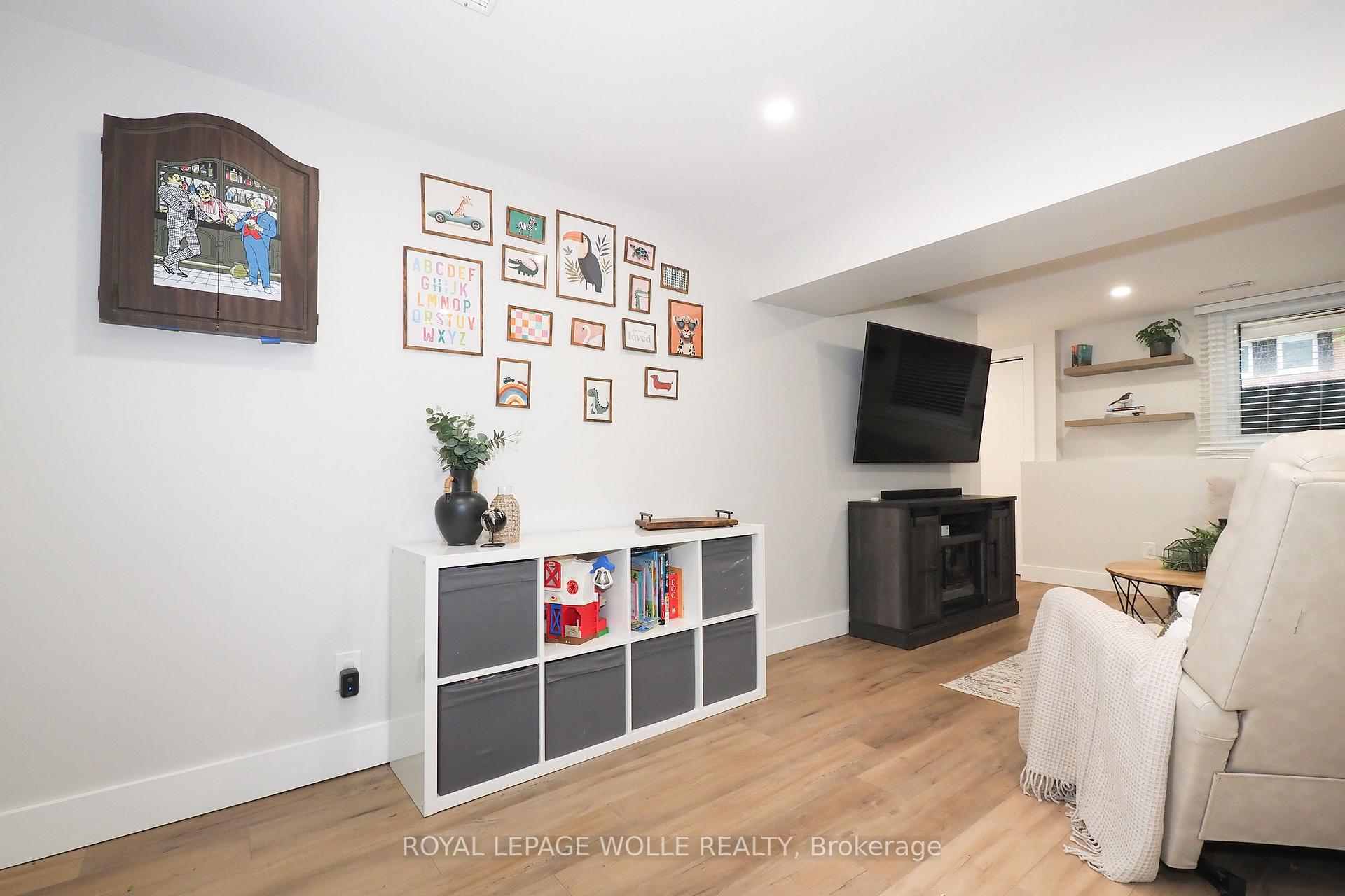 Photo 35 of Unit 5, 397 Keats Way, Waterloo, Beechwood West — HOMEH
