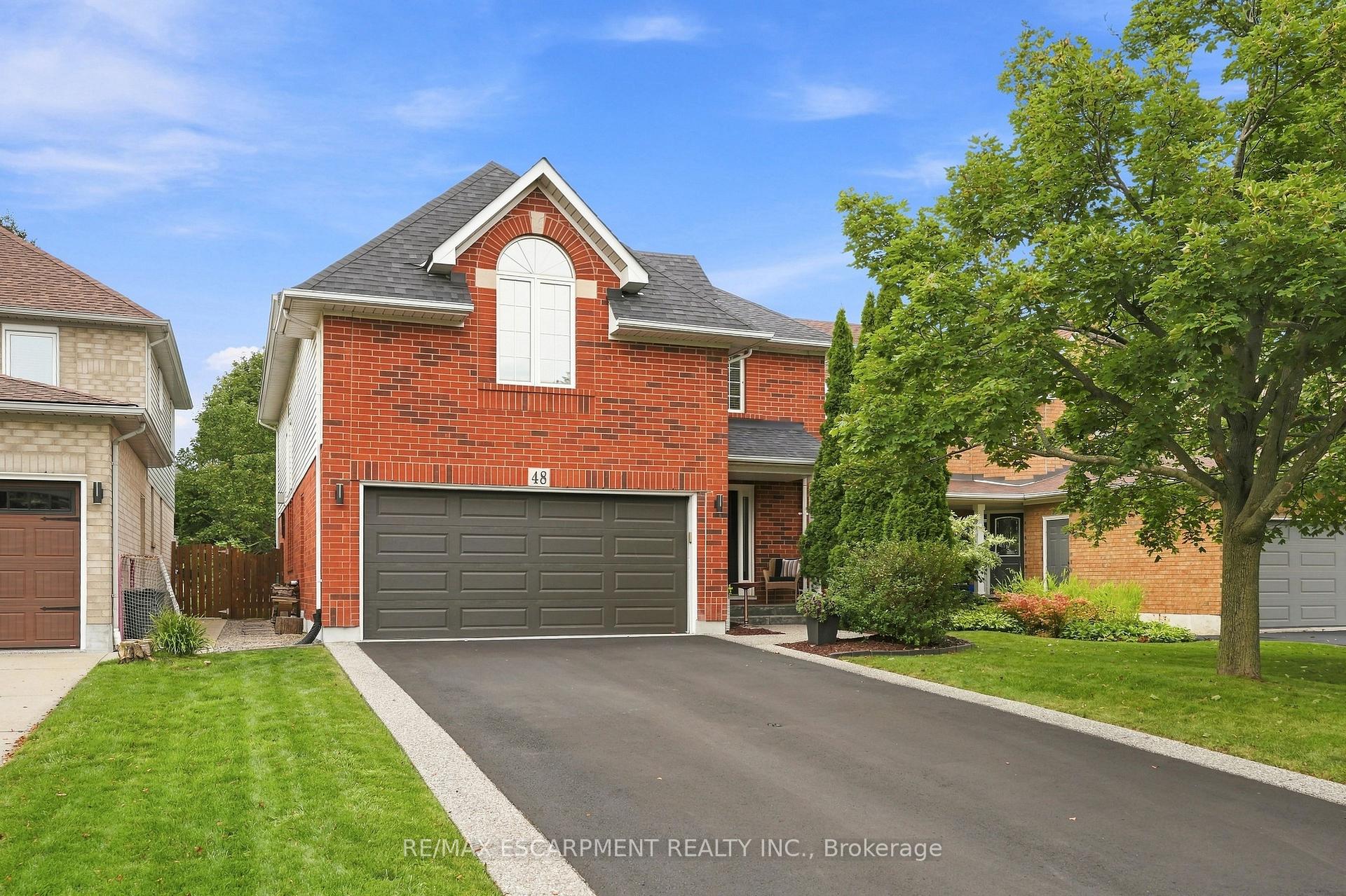 Photo 1 of 48 Bridgeport Crescent, Hamilton, Ancaster — HOMEH