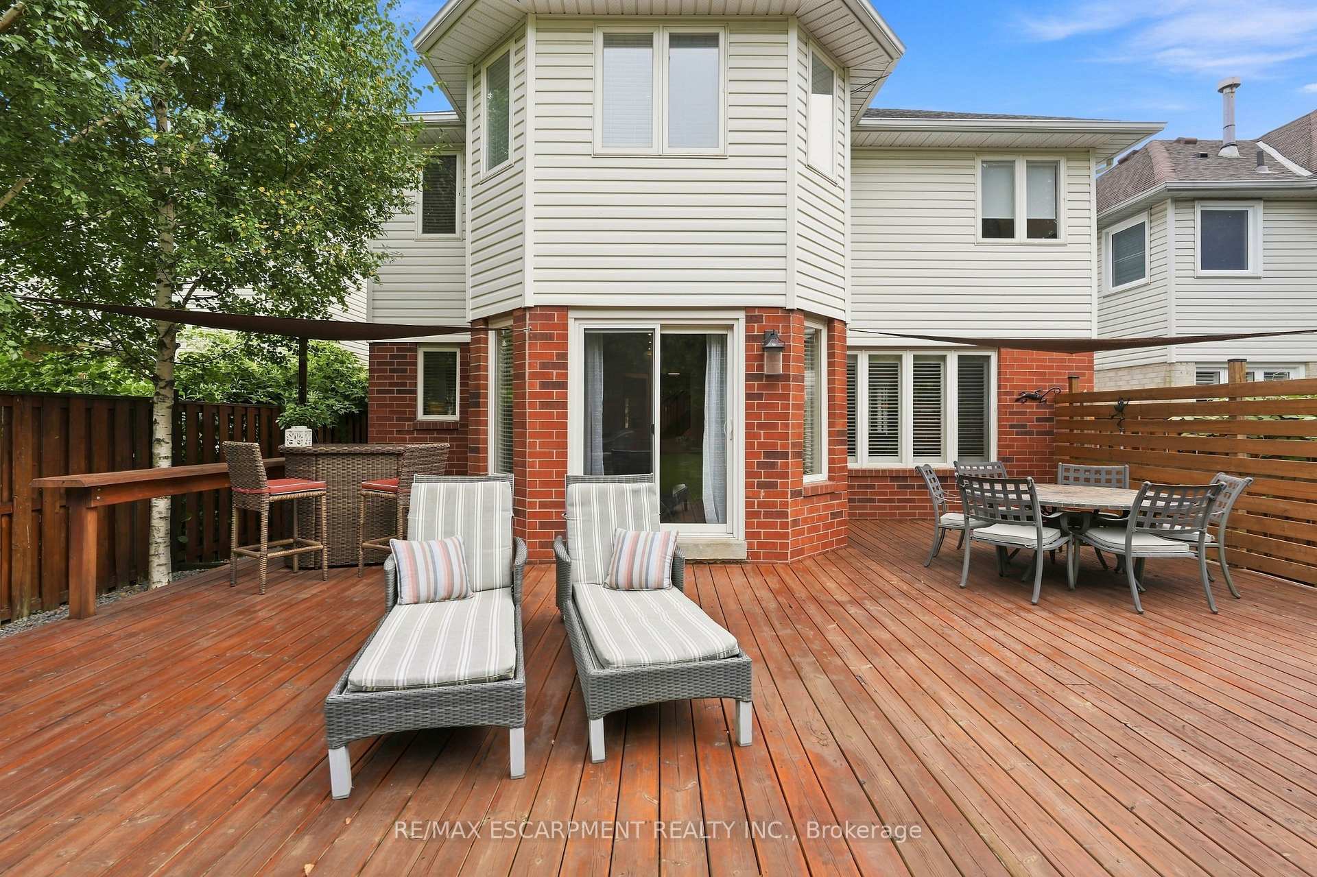 Photo 38 of 48 Bridgeport Crescent, Hamilton, Ancaster — HOMEH