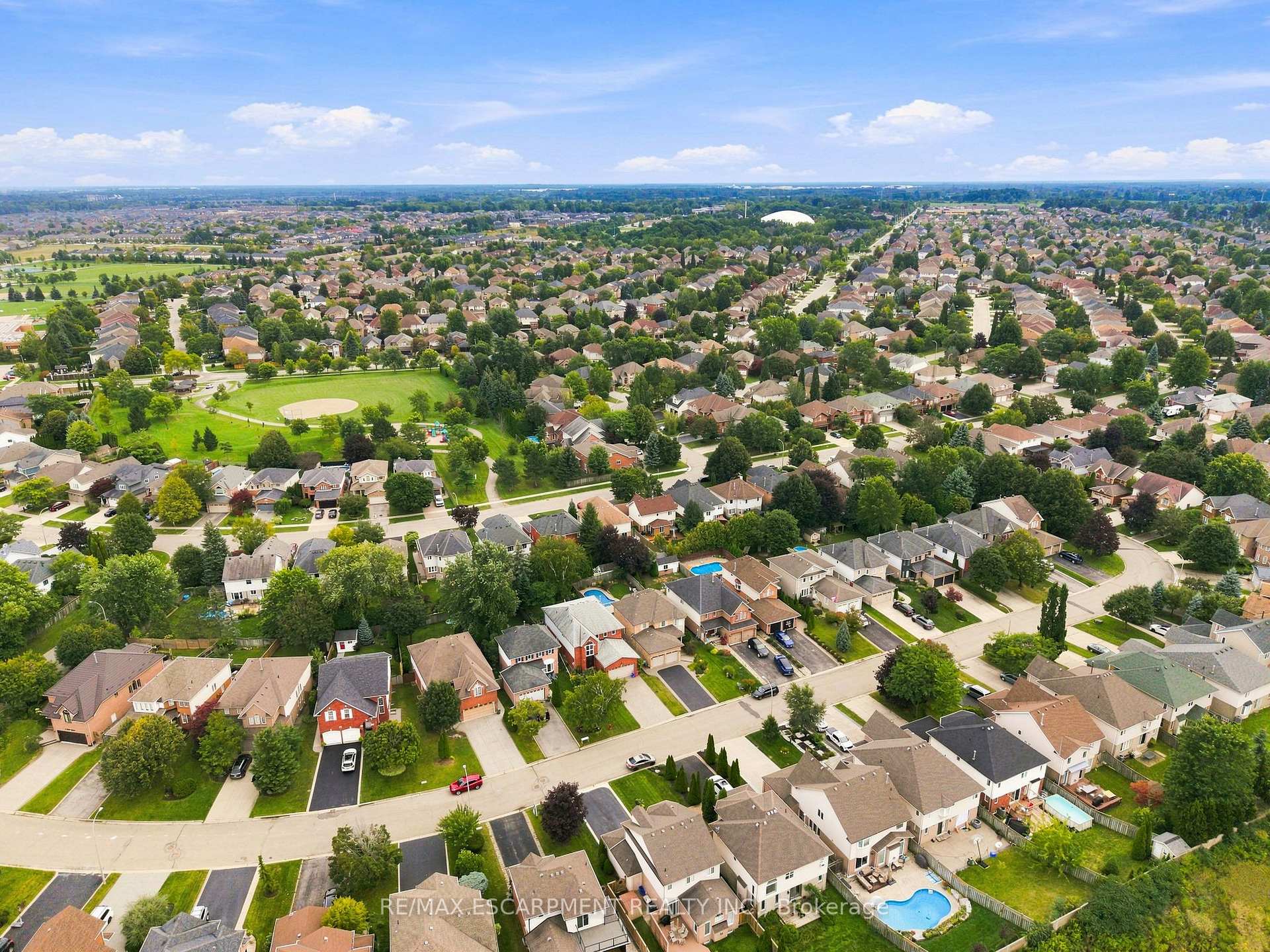 Photo 48 of 48 Bridgeport Crescent, Hamilton, Ancaster — HOMEH
