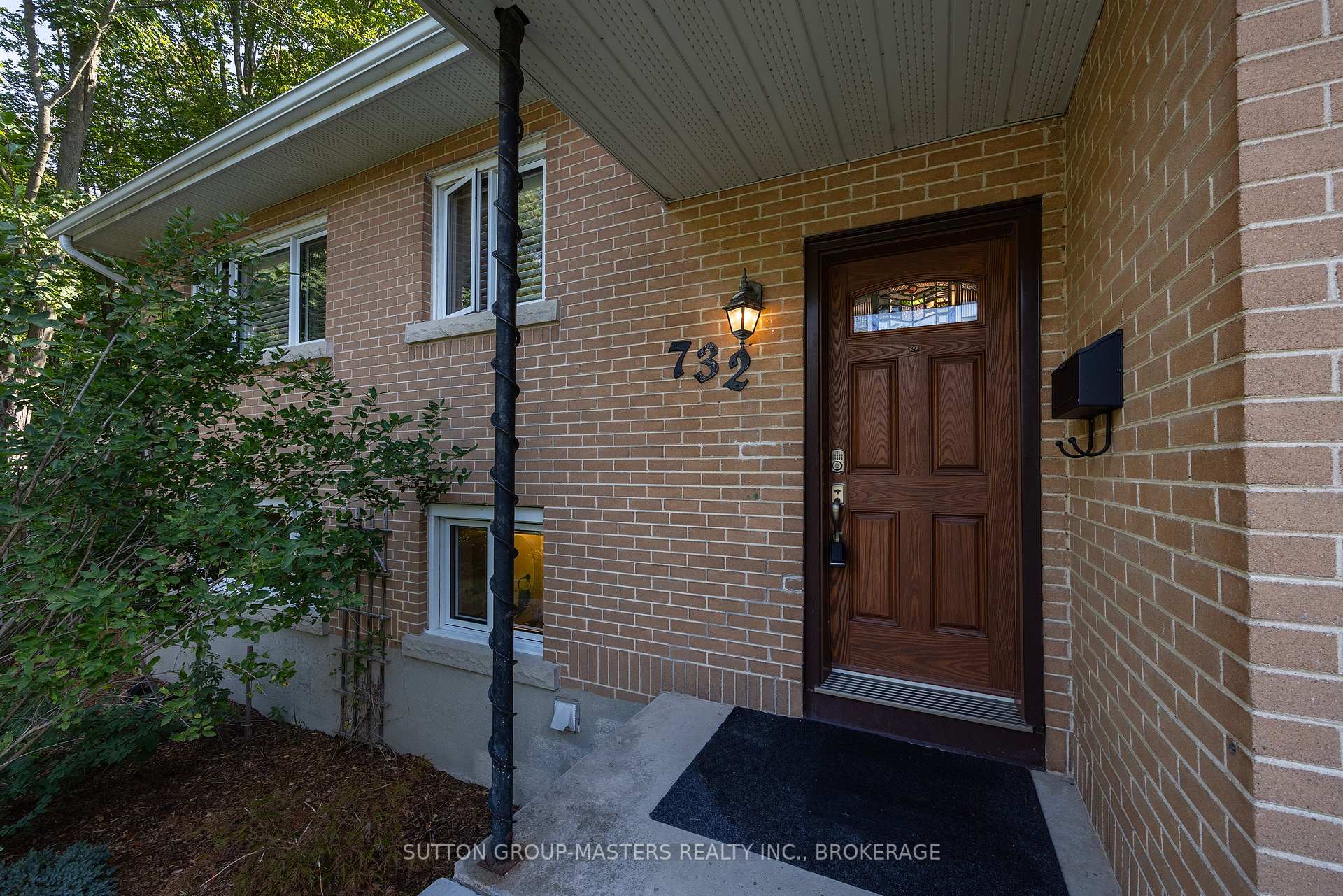Photo 3 of 732 Centre Street, Kingston, South of Taylor-Kidd Blvd — HOMEH