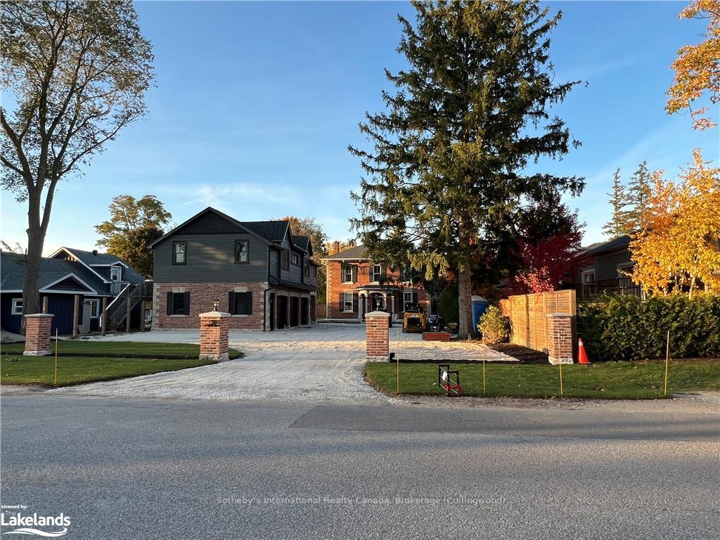 Photo 2 of 329 Third Street, Collingwood — HOMEH
