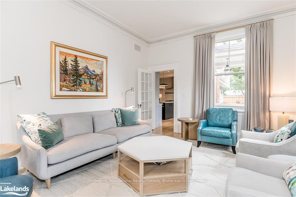 Photo 10 of 329 Third Street, Collingwood — HOMEH
