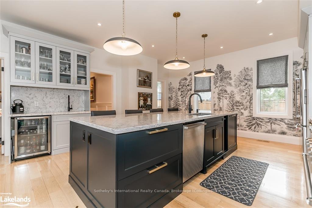 Photo 17 of 329 Third Street, Collingwood — HOMEH