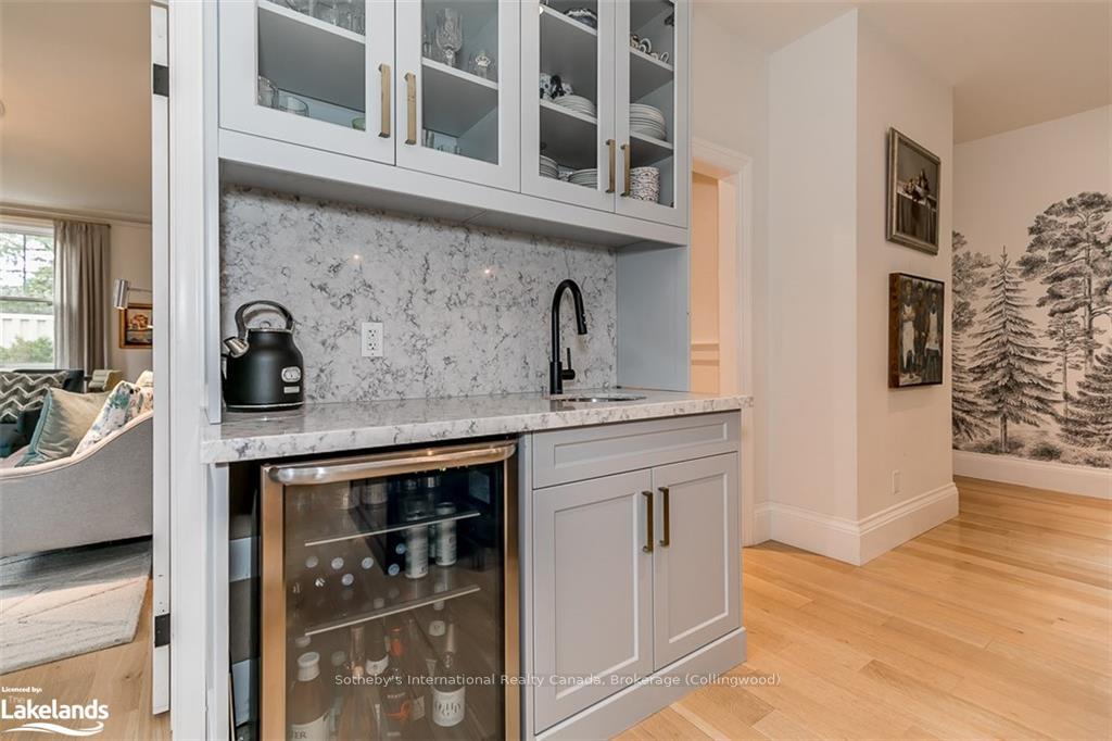 Photo 18 of 329 Third Street, Collingwood — HOMEH