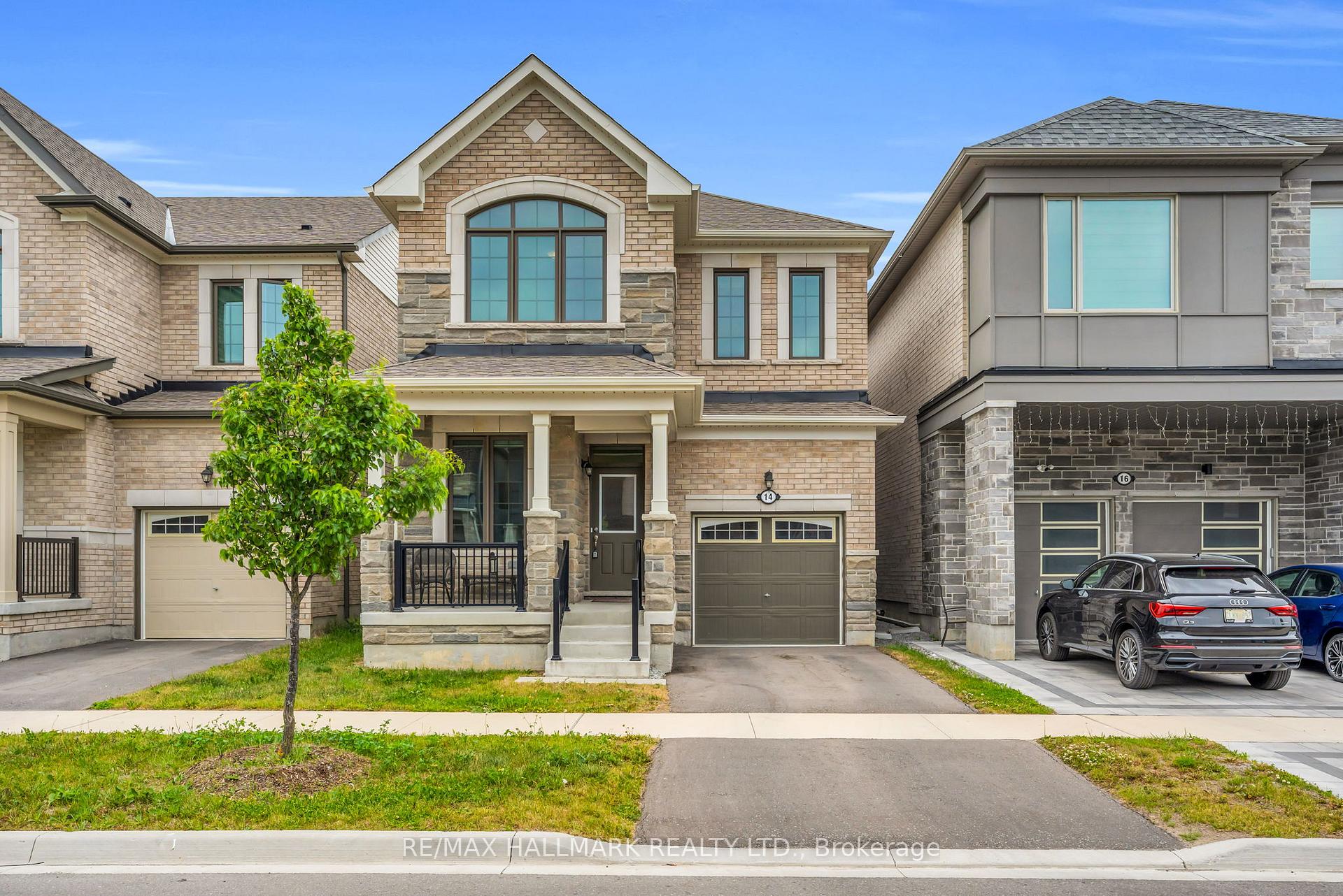 Photo 3 of 14 Eberly Woods Drive, Markham, Victoria Square — HOMEH