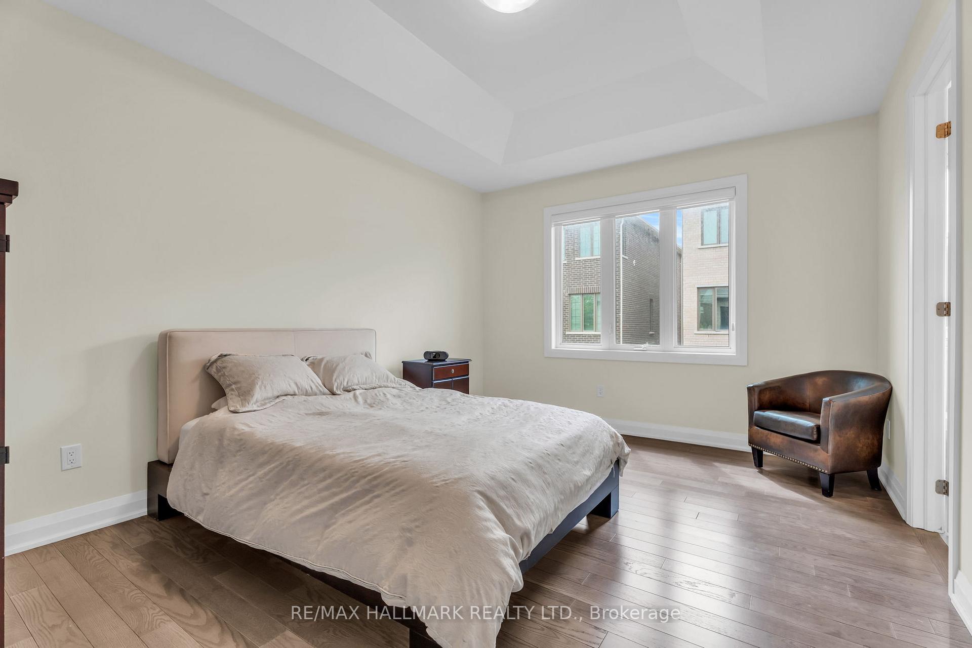 Photo 25 of 14 Eberly Woods Drive, Markham, Victoria Square — HOMEH