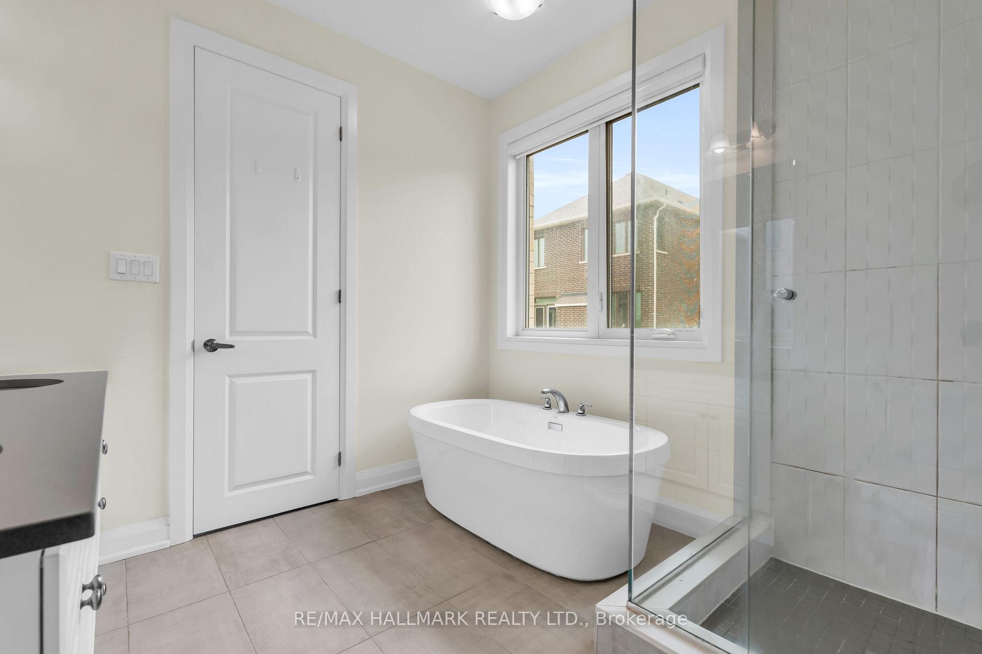 Photo 29 of 14 Eberly Woods Drive, Markham, Victoria Square — HOMEH
