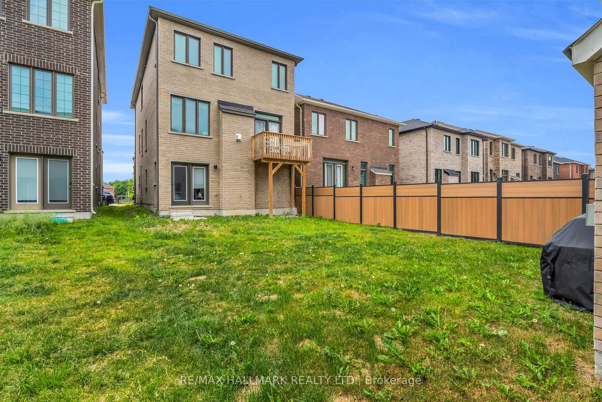 Photo 37 of 14 Eberly Woods Drive, Markham, Victoria Square — HOMEH
