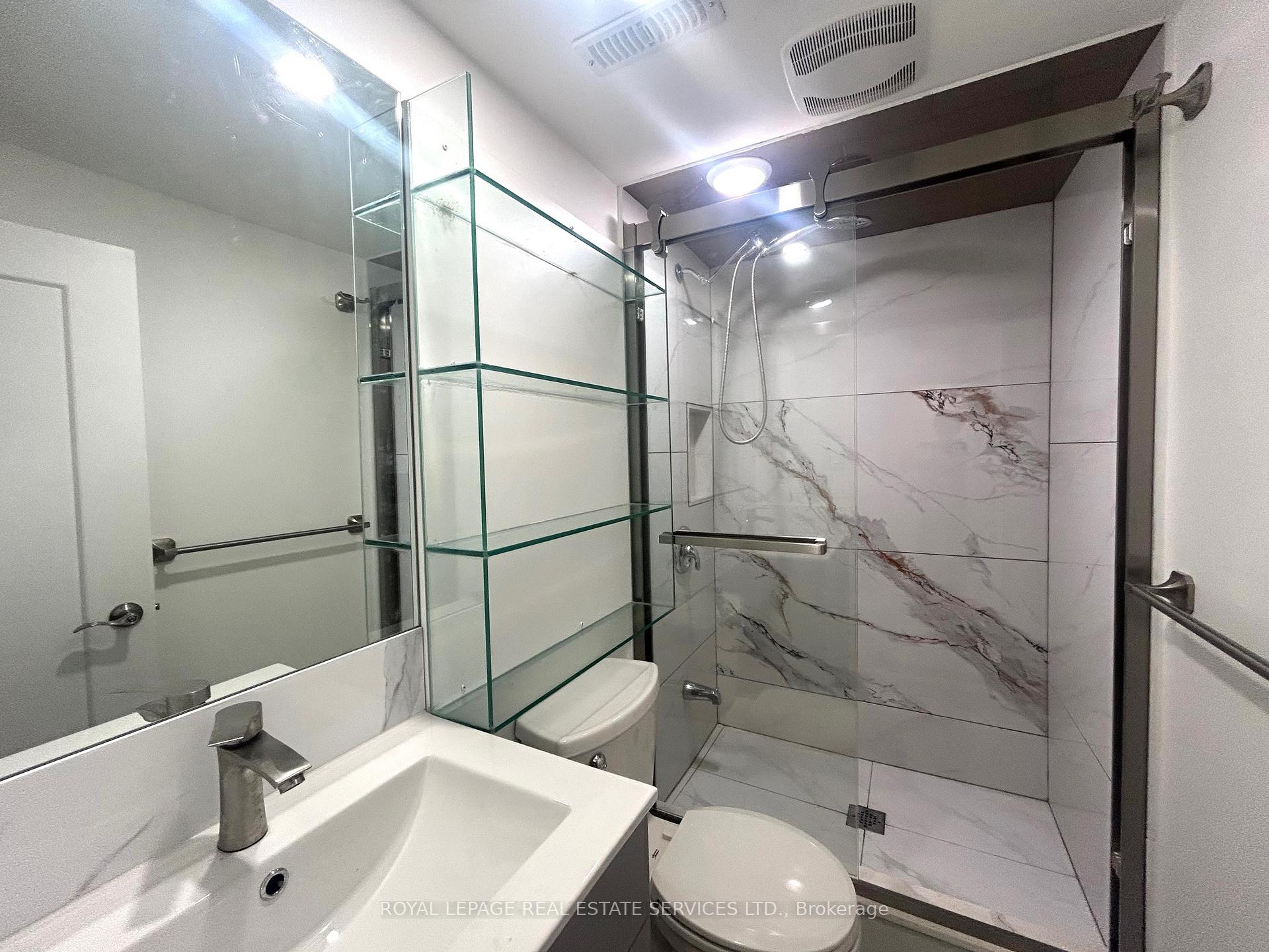 Photo 18 of 27 Frances Crescent, Scarborough, Agincourt South-Malvern West — HOMEH