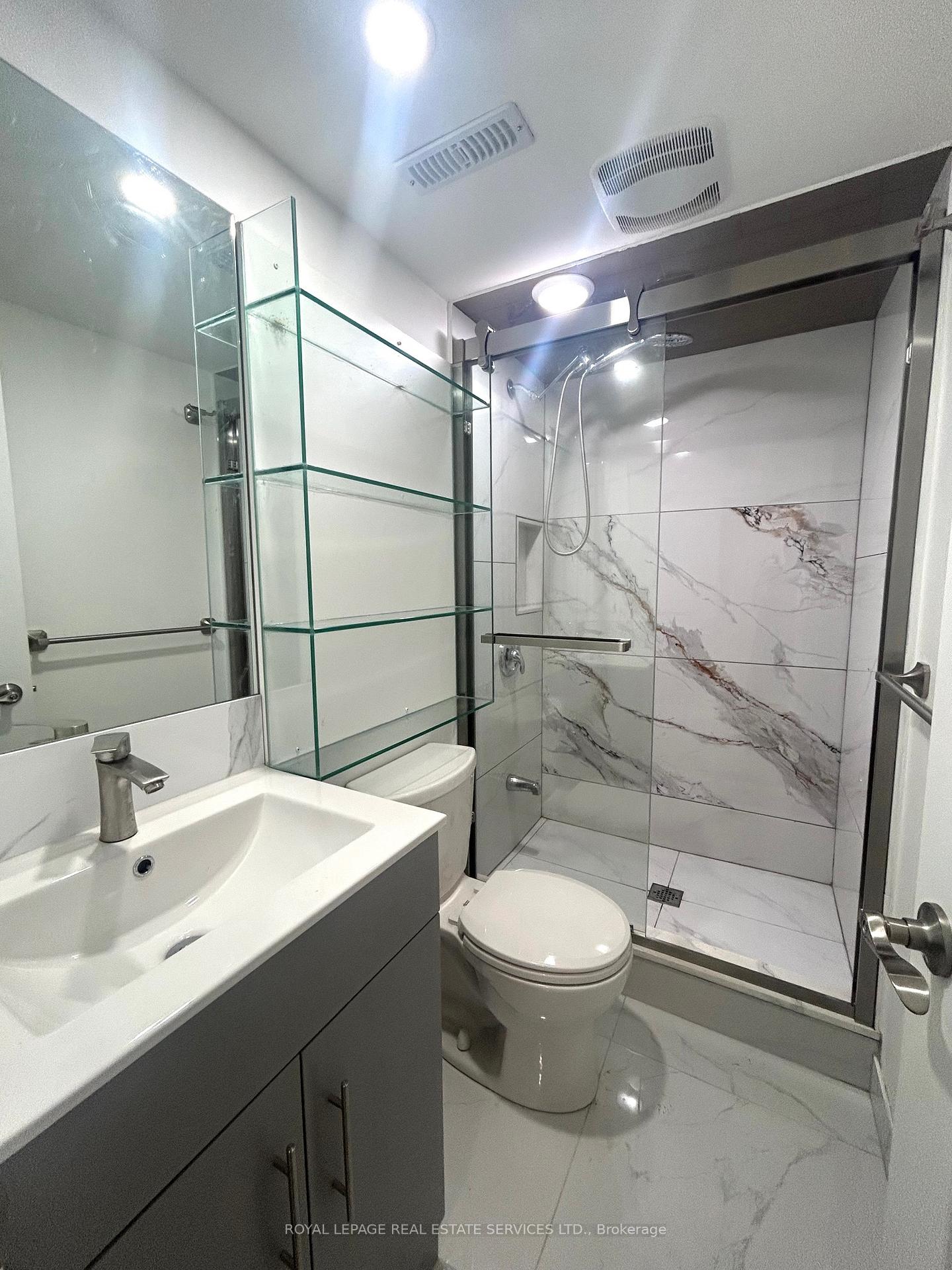 Photo 19 of 27 Frances Crescent, Scarborough, Agincourt South-Malvern West — HOMEH
