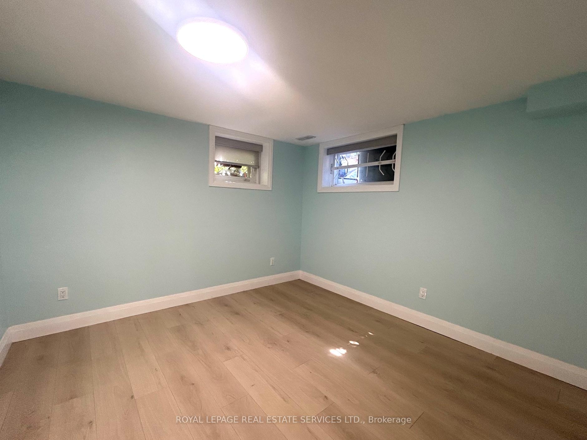 Photo 20 of 27 Frances Crescent, Scarborough, Agincourt South-Malvern West — HOMEH