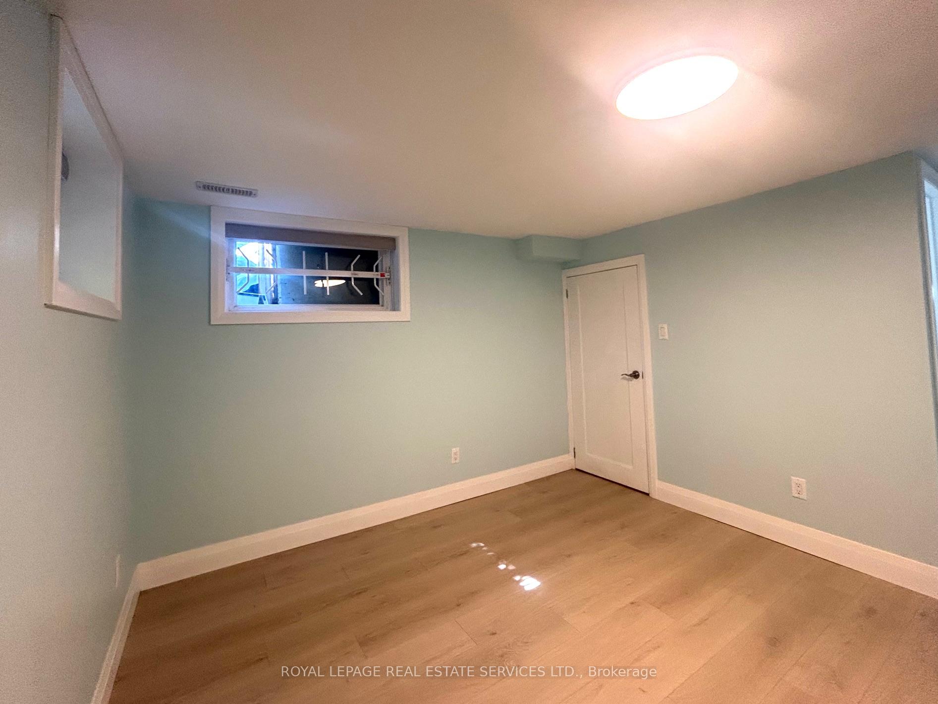 Photo 22 of 27 Frances Crescent, Scarborough, Agincourt South-Malvern West — HOMEH
