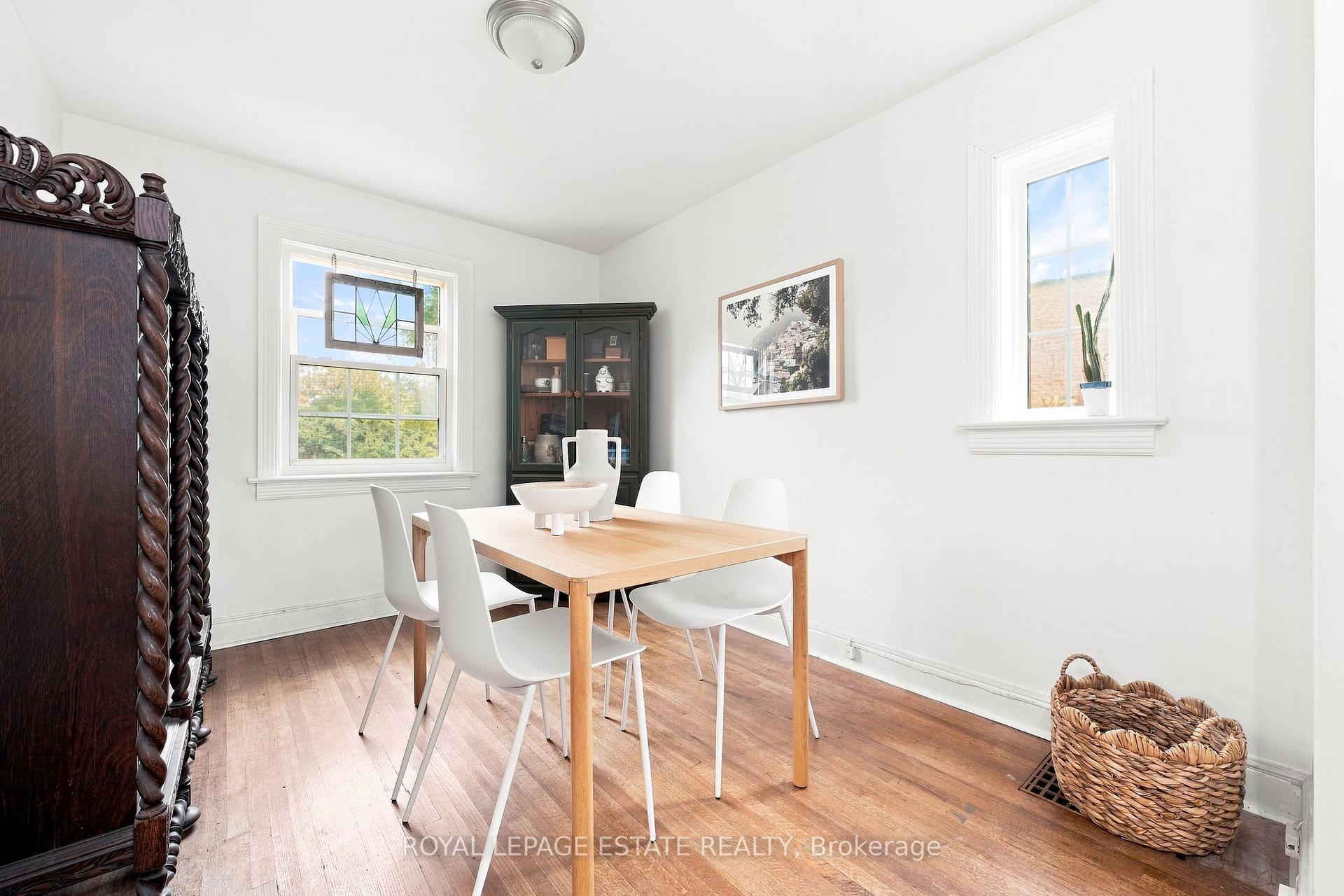 Photo 5 of 72 Manderley Drive, Scarborough, Birchcliffe-Cliffside — HOMEH
