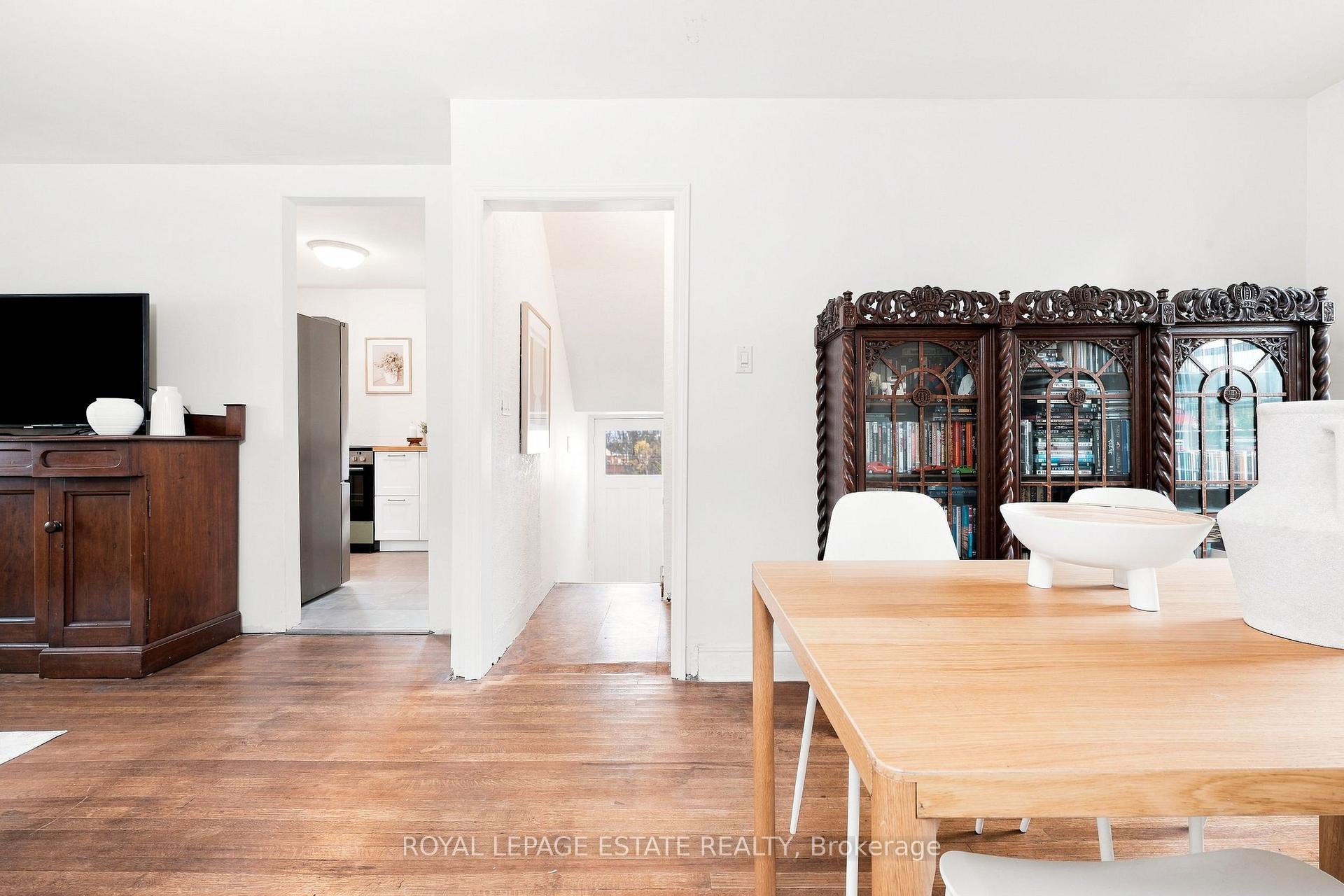 Photo 6 of 72 Manderley Drive, Scarborough, Birchcliffe-Cliffside — HOMEH