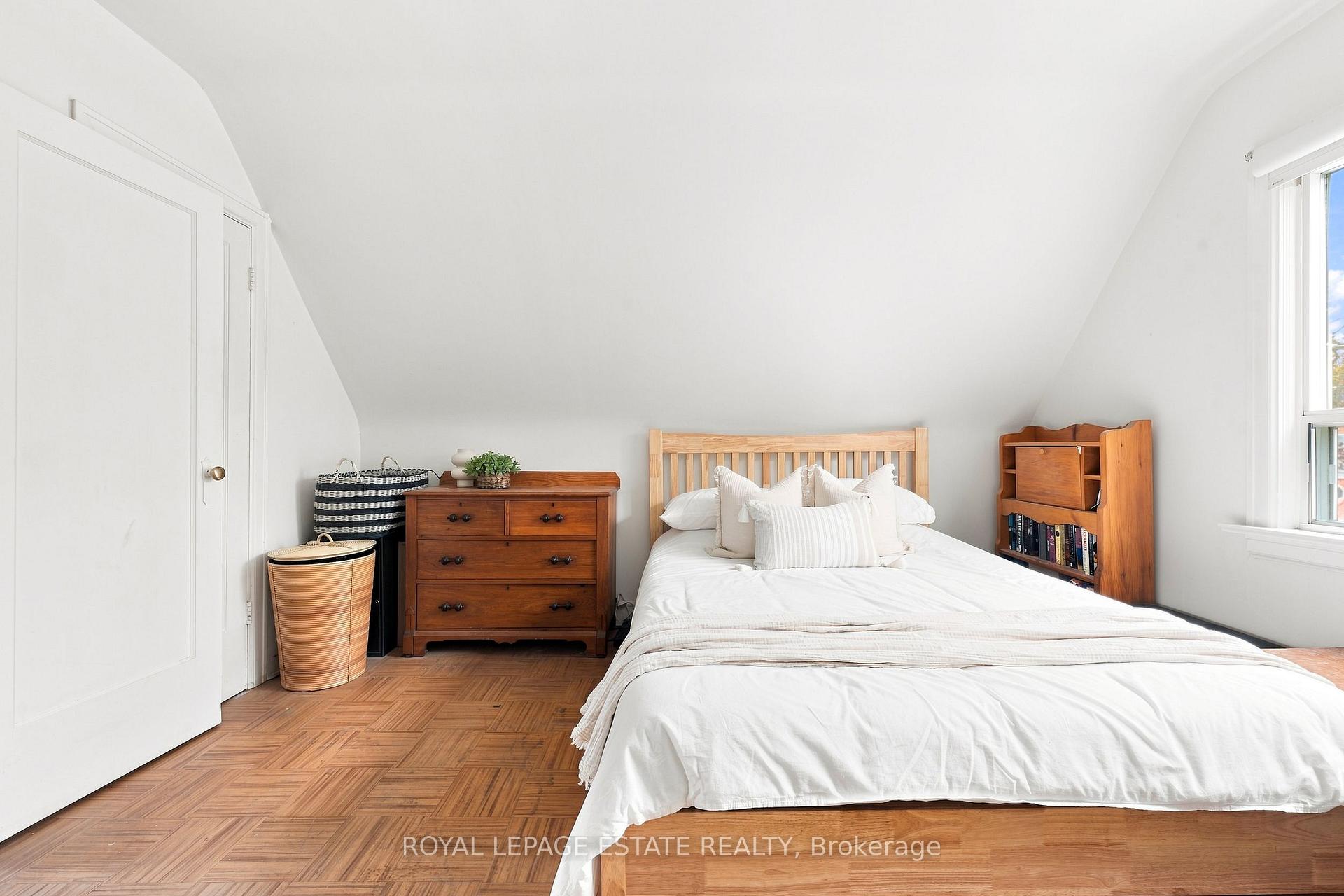 Photo 17 of 72 Manderley Drive, Scarborough, Birchcliffe-Cliffside — HOMEH