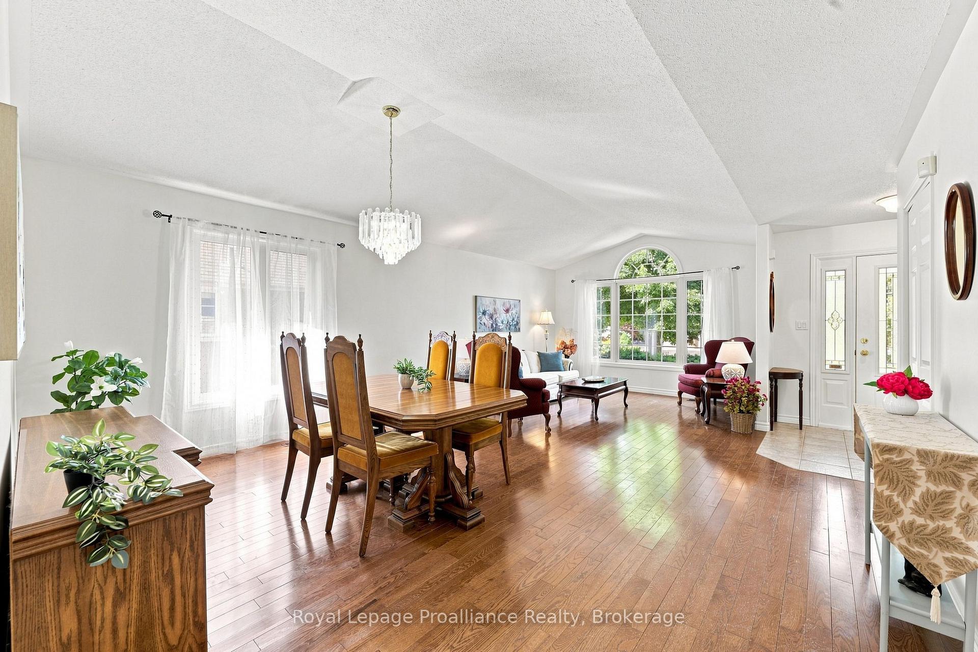 Photo 13 of 9 Seneca Drive, Brighton — HOMEH